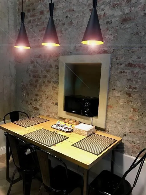 Dezza Loft Apartment Milan