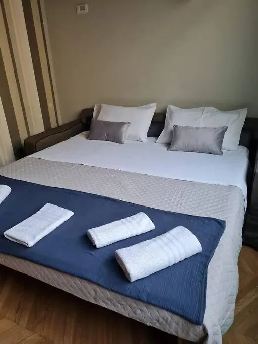 Dezza Loft Apartment Milan