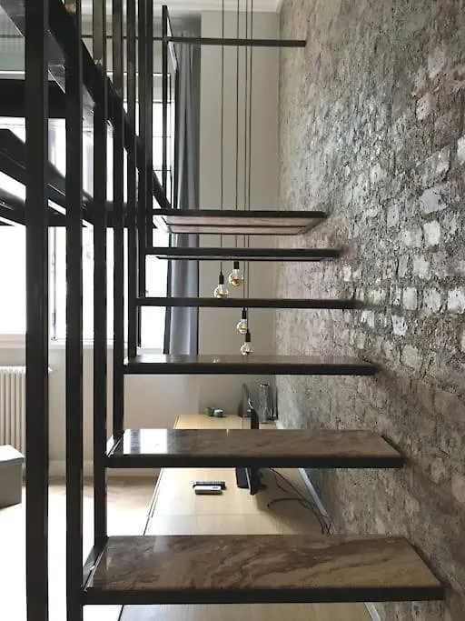 Dezza Loft Apartment Milan