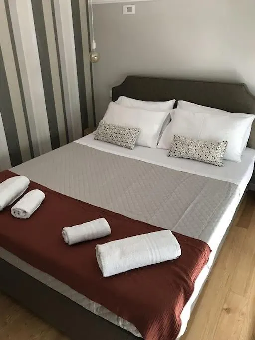 Dezza Loft Apartment Milan 0*,