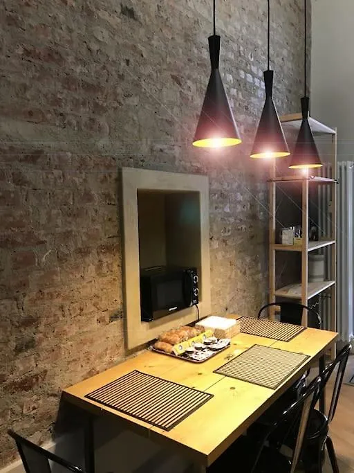 Dezza Loft Apartment Milan Italy